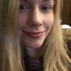 Meet your Posher, Elaine